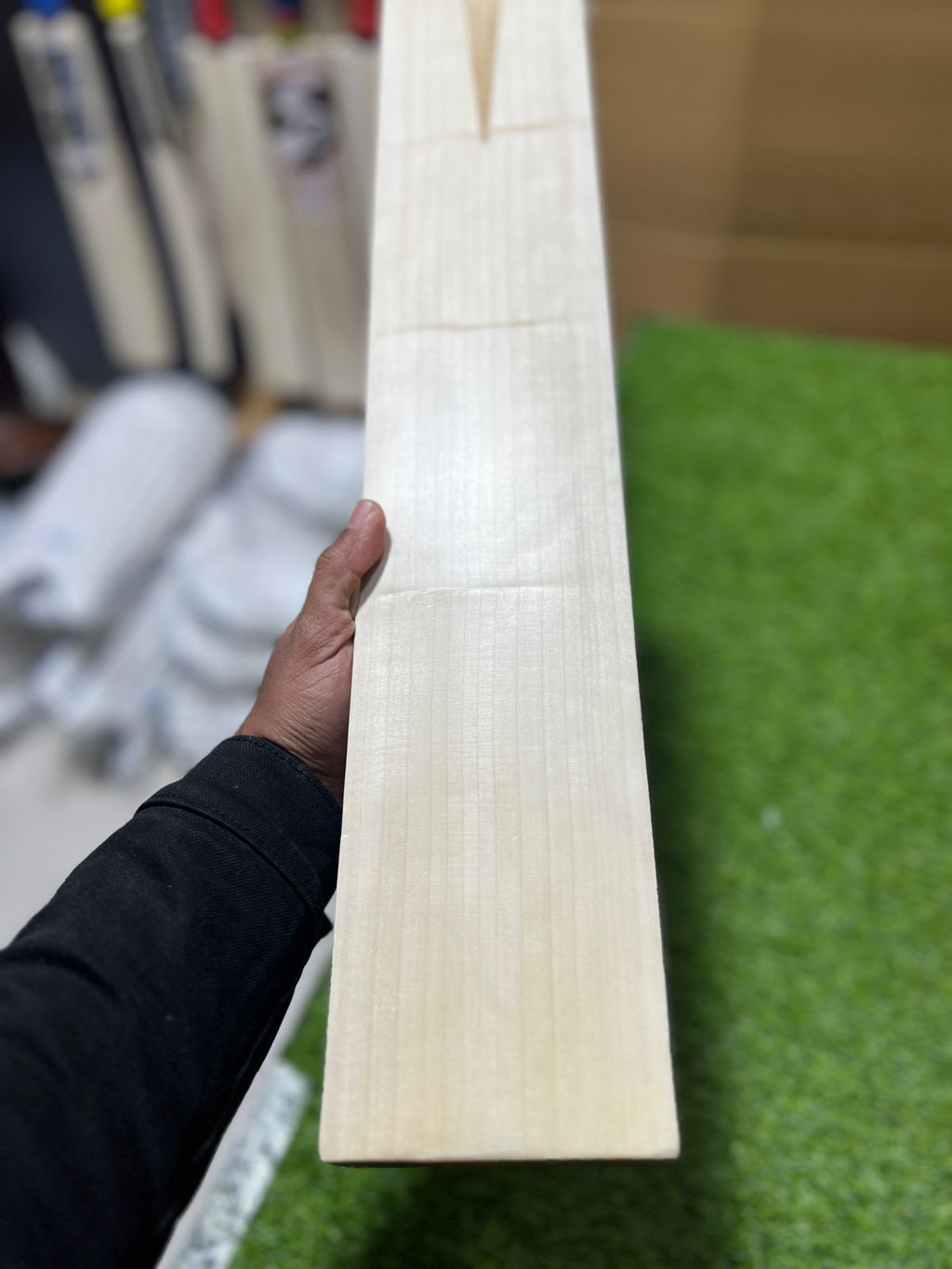 PREMIUM QUALITY PLAIN CRICKET BAT