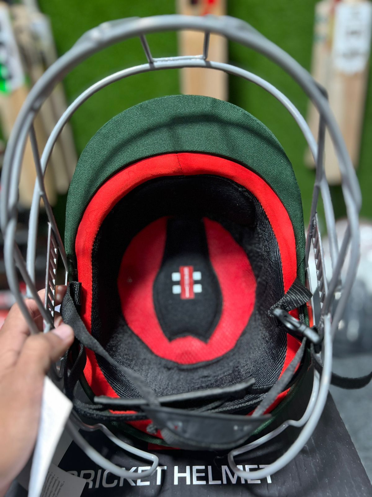 GRAY NICOLLS ULTIMATE 360 PRO CRICKET HELMET